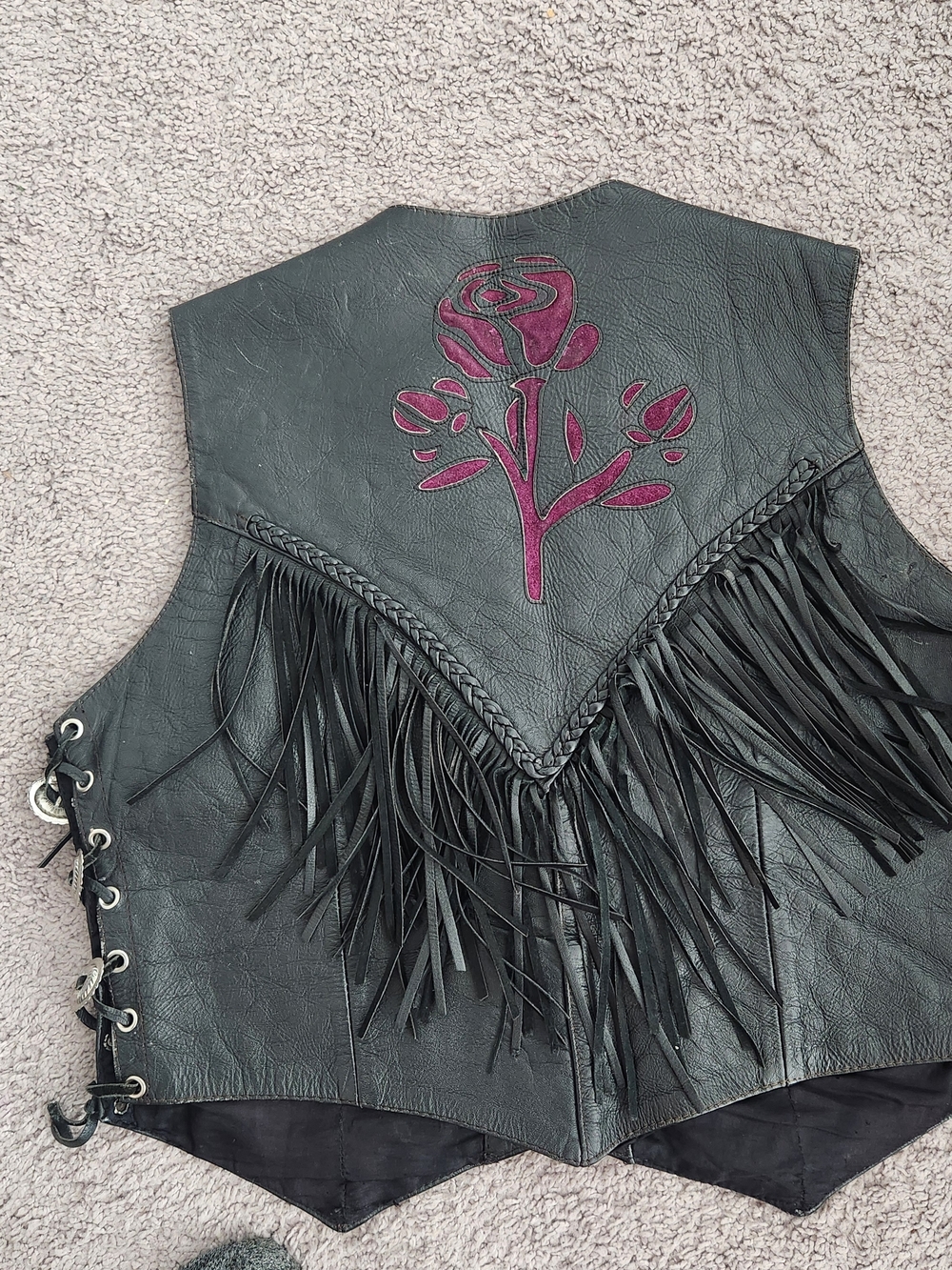 Hudson Leather Black Fringe Vest with Burgundy Floral Inlay - Picture 4 of 6